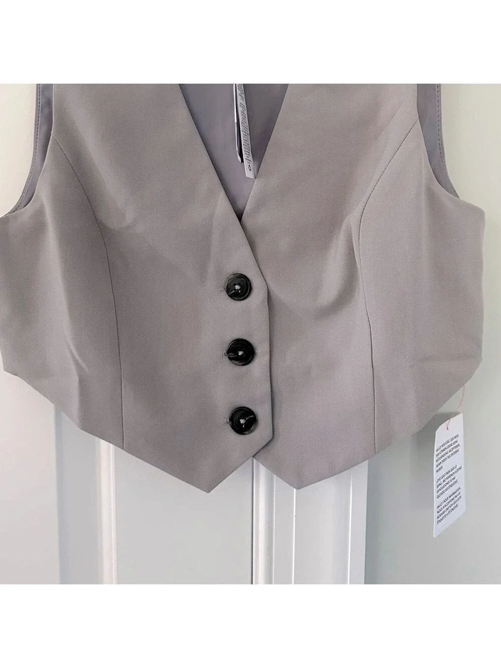 ASOS DESIGN- Crop vest Top-light grey-size 4 NWT